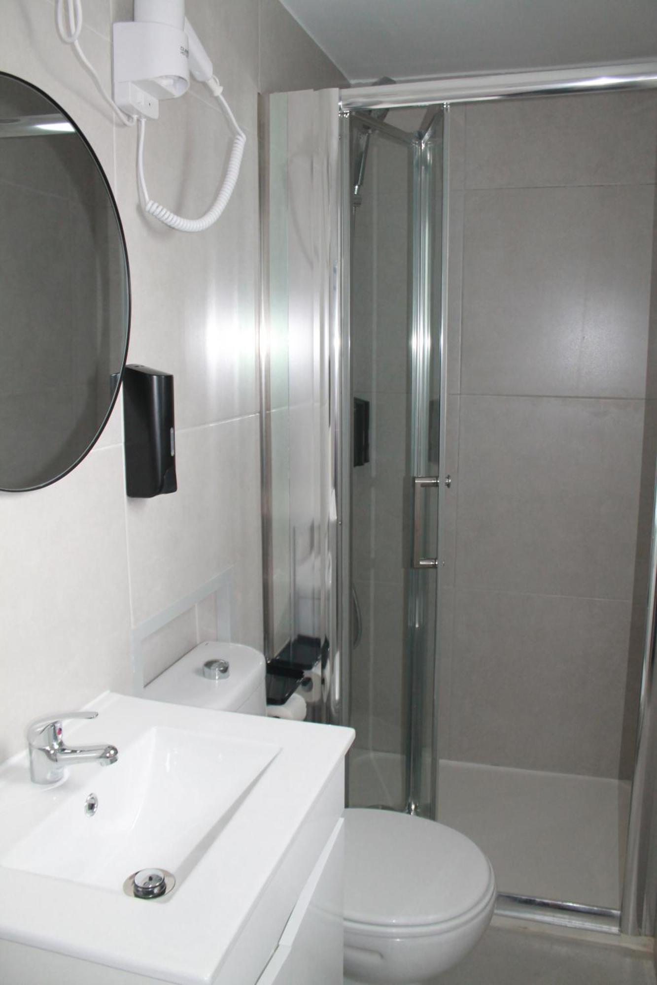 Real Guest House كوستا دا كاباريكا المظهر الخارجي الصورة